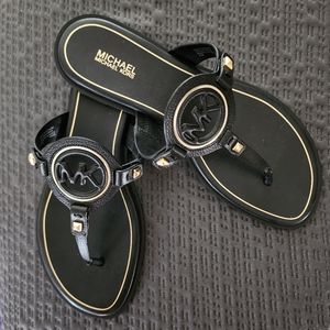 BRAND NEW - MK Aubrey sandals